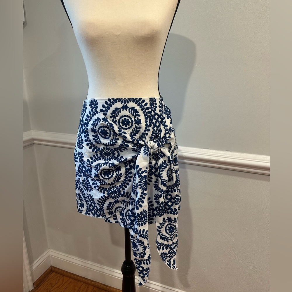 Blue & White Patterned Faux Wrap Skirt (sz S)